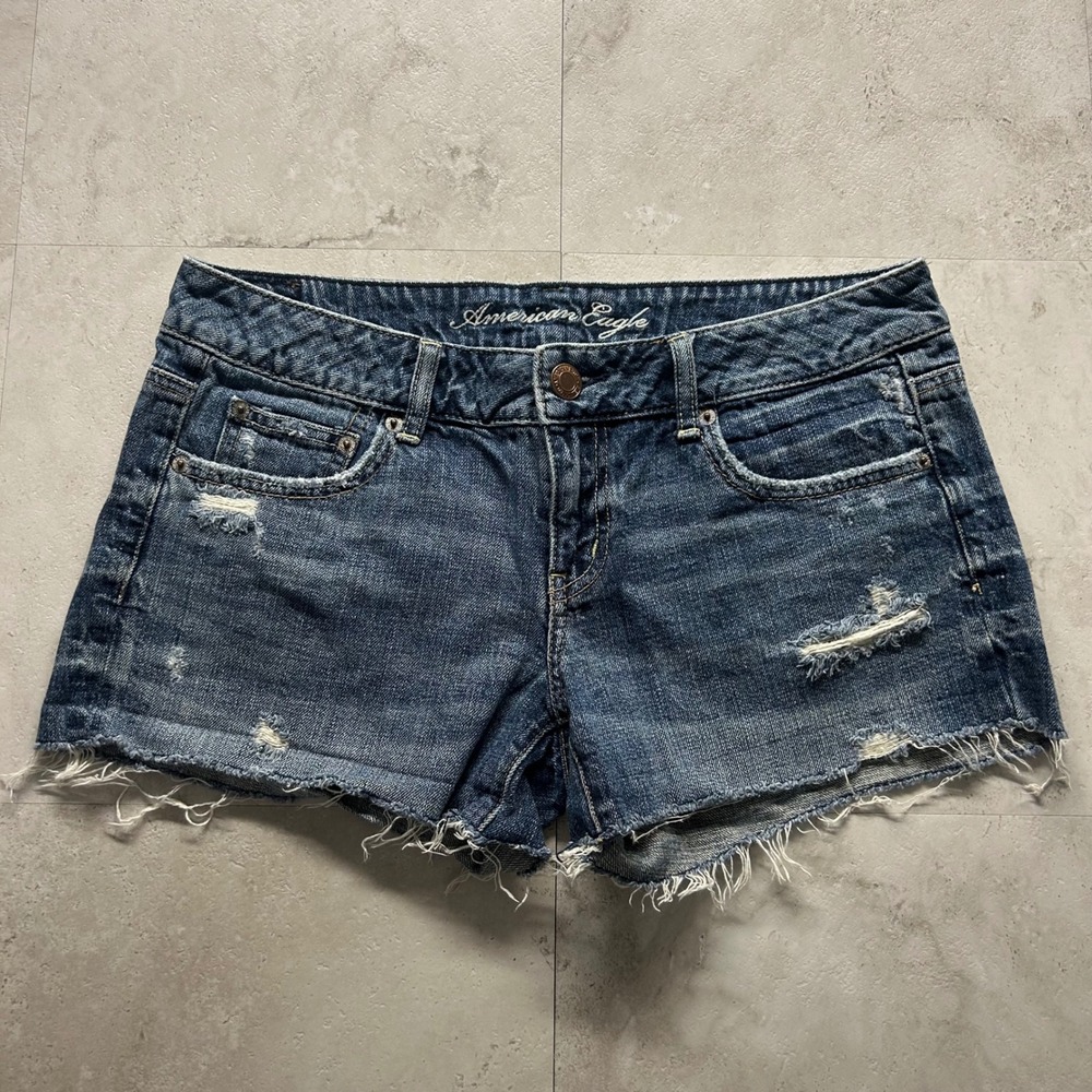American Eagle Denim Shorts Dark Wash Women Size 8 Distressed Cutoff Low Rise